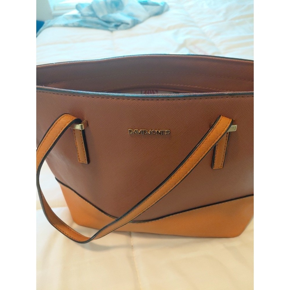 David Jones Designer‎ Handbag faux leather brown.  NWOT